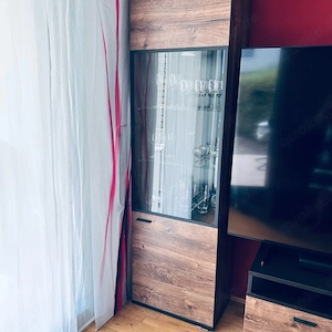 Vitrine fast neuwertig 