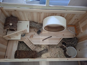 Nagerkäfig aus Holz mit 3 Etagen + Zubehör | erst 2 Monate alt