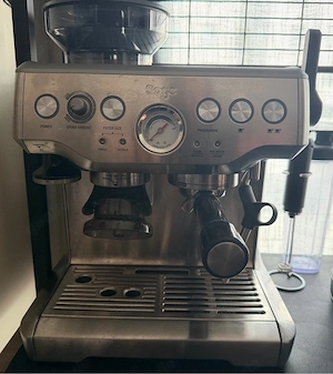 Sage Barista Express SES875 Siebträgermaschine