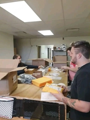 Heimarbeit, Verpackung, Flyer 