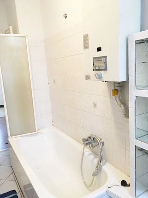 Ein helles Zimmer mit Hochbett in einer 3-Zimmer-WG in Steglitz ist ab 1. Sept frei