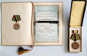 NVA Medaille für treue Dienste in Bronze 1963