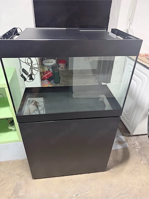 Oase StyleLine 125 Aquarium mit Unterschrank schwarz. 
