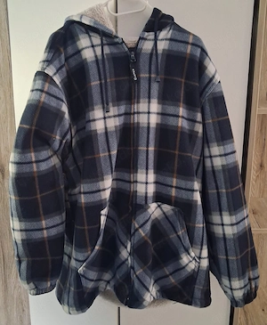 Kuschel- & Outdoorbekleidung Gr. XL XXL - Fleecejacke, Hoodies & Loungewear  Bild 2