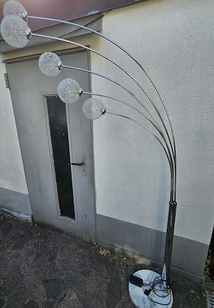Lampe mit Kugeln zu verkaufen