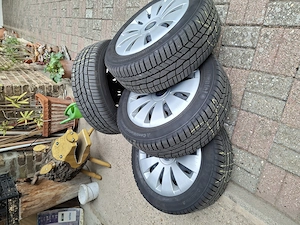 Winterkompletträder für Mercedes B200