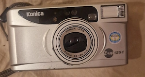 Kleine Fotokamara Silberfarbig