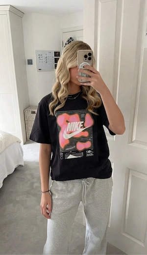 Nike Sportswear Shirt Graphic