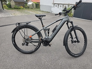 Cube Stereo Hybrid 120 (750 Wh) - erst 2450km   Gr. M - Modell 2024   Neupreis 4200,-