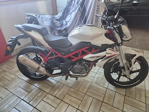 Motorrad Benelli