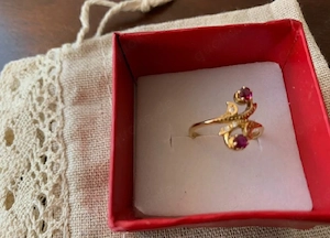 Gelbgoldene ring 