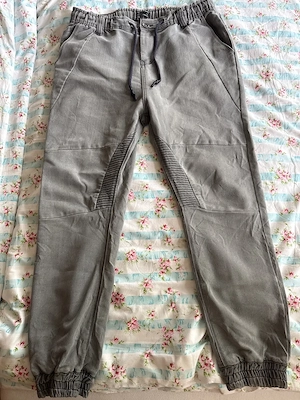 graue Jeansstoff Hose