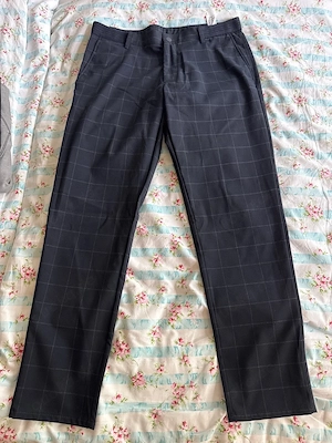 dunkelblaue Herrenhose