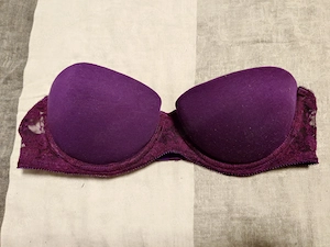 New Yorker BH 75A   bordeaux pflaume trägerlos mit Spitze