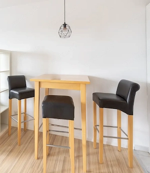 ZU VERSCHENKEN Hochtisch + Stühle in 71706 Markgröningen (Selbstabholer)