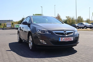 Opel Astra 1.4   39000 km