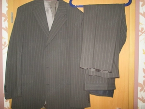 schicker Anzug von Barutti in L (52 5) in braun