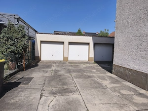 Garage in Kelsterbach, Süd, nähe Bahnhof zu vermieten. Bild 3