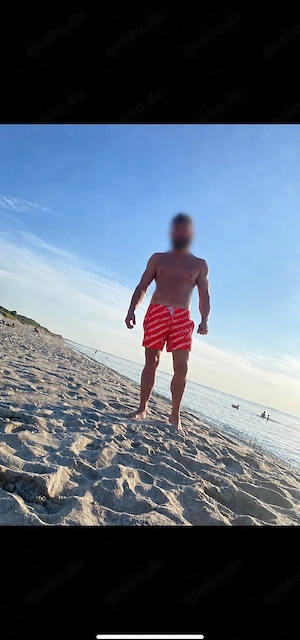 Er sucht Sie 