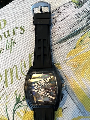 Armbanduhr Herren ,- zu verkaufen.