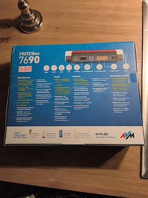verkaufe nagelneue Fritzbox 7690 noch versiegelt Bild 3