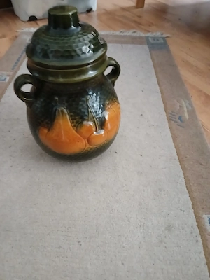 Rumtopf mit Deckel gegraucht
