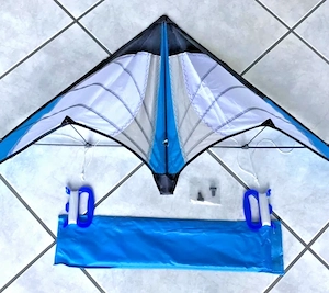 Dual Line Profi - Stuntflugdrachen, Größe 122cm im schönen Blau Weiß. NEU!