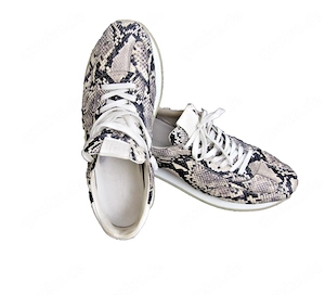 Kennel & Schmenger Sneaker Gr.42,5   8,5 Schlangenlederoptik. Schnäppchen!