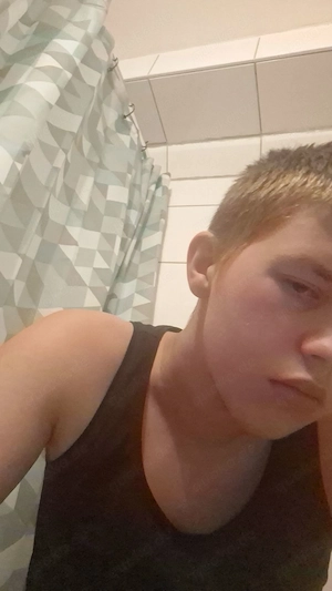 Mann sucht sie