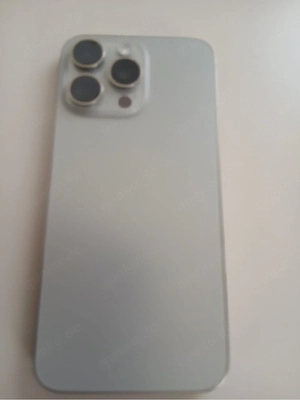 biete hier ein i phone 15 pro Max an