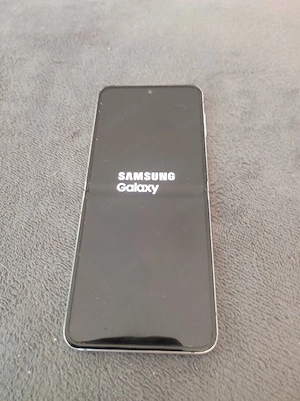Samsung Galaxy z Flip 5 weiß 512GB Speicher Funktioniert Einwandfrei 