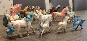 18 Schleich Pferde Bayala und andere 