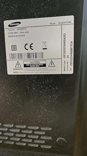 Defektes Samsung 32" Fernsehgerät, UE32D5700 RS XZG, mit Fernbedienung