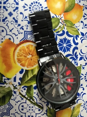 Herren Armbanduhr ,- zu verkaufen. (Radfelgenuhr)