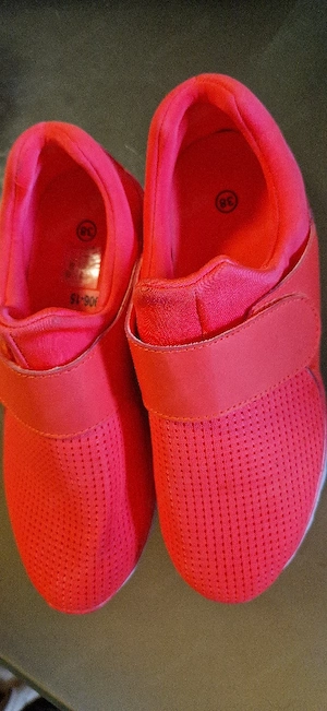 Schuhe zu verkaufen  