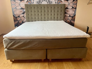 Hochwertiges Boxspringbett 180x200, Topper neu