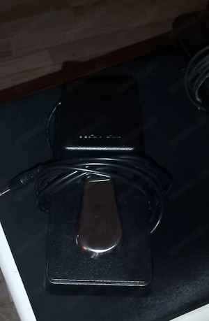 Sustain Pedal Kawai F-10H, "rutschfest"