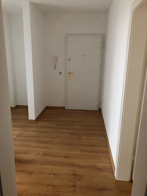 Privatverkauf: 2-Zimmer-Whg Bensberg nähe Straßenbahn Linie 1 Bild 3
