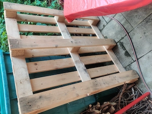 Holzpalette zu verschenken 