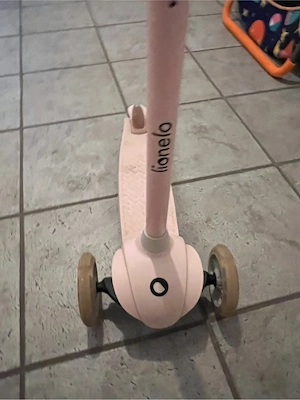 Linelo Scooter ( Roller)