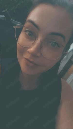 Suche (Female) Mommy für geborgen Little- Welt zum Anfassen  