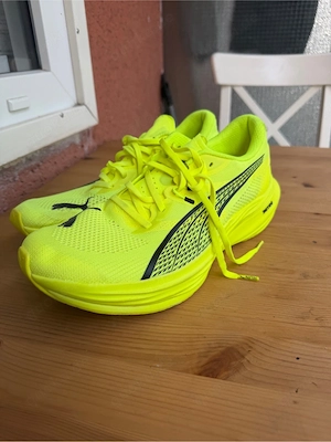 Puma Deviate Nitro Carbon Laufschuhe Gr. 44 | Neon-Gelb | Wie Neu