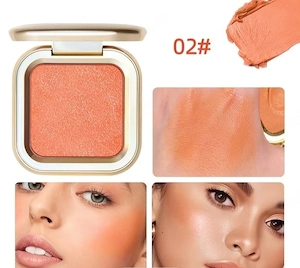 Blush in rot