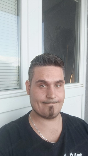 Frauwoesernstmeintschreibmirbitte