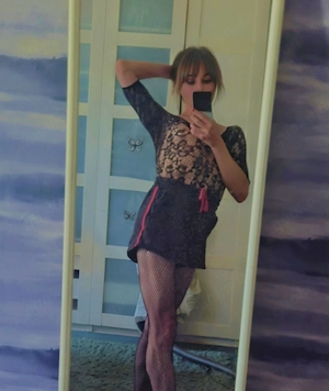 Biete Sexvideos von mir an