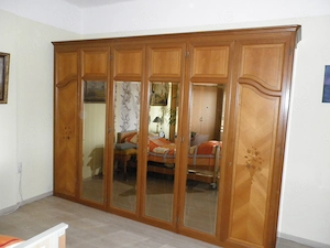 Hochwertiger Kleiderschrank Italy Style, 6 türig, Breite 330 cm