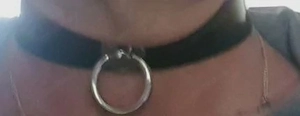 Selbstbewusst bestimmend führende Dame gesucht