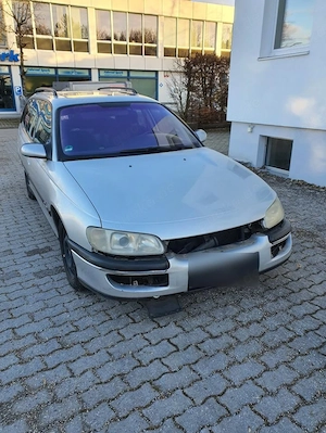 ZU VERSCHENKEN: Opel Omega B Caravan 2.0 16V