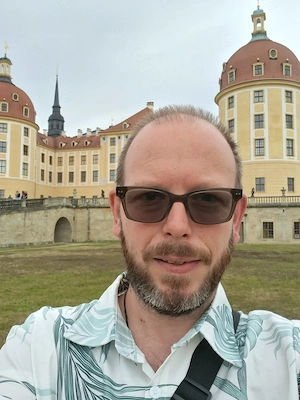 Dom. sucht Dev. Frau zum Fisten und Squirten.