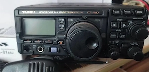 Transceiver Yaesu FT-897 Funkgerät